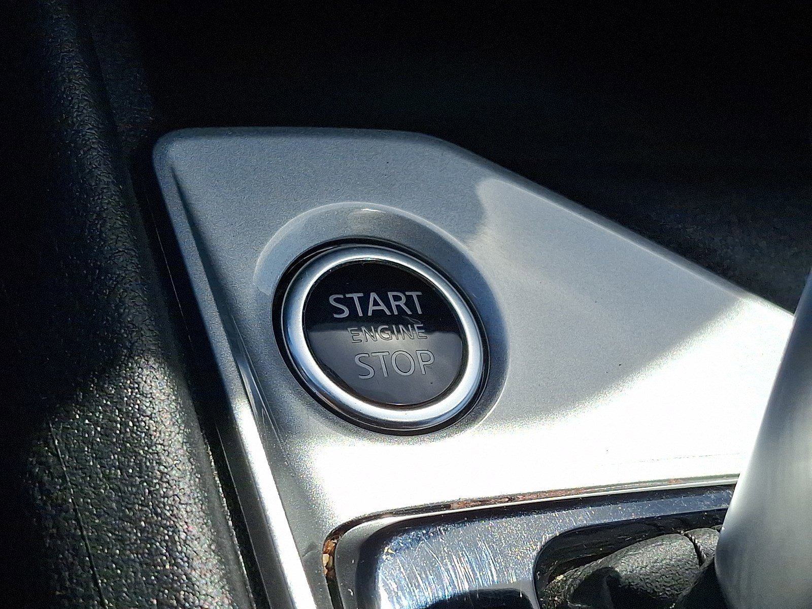 Used 2025 Nissan Altima 2.5 SV FWD image 21