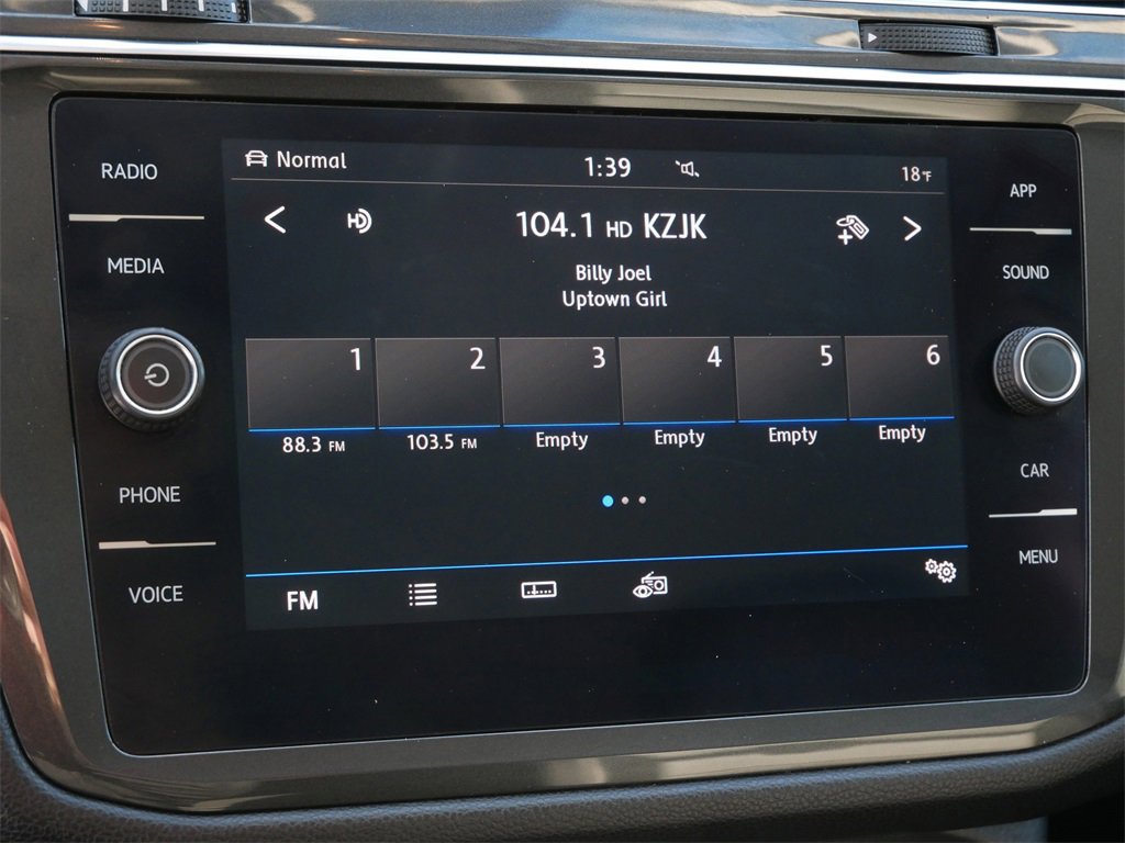 Used 2018 Volkswagen Tiguan SE image 24