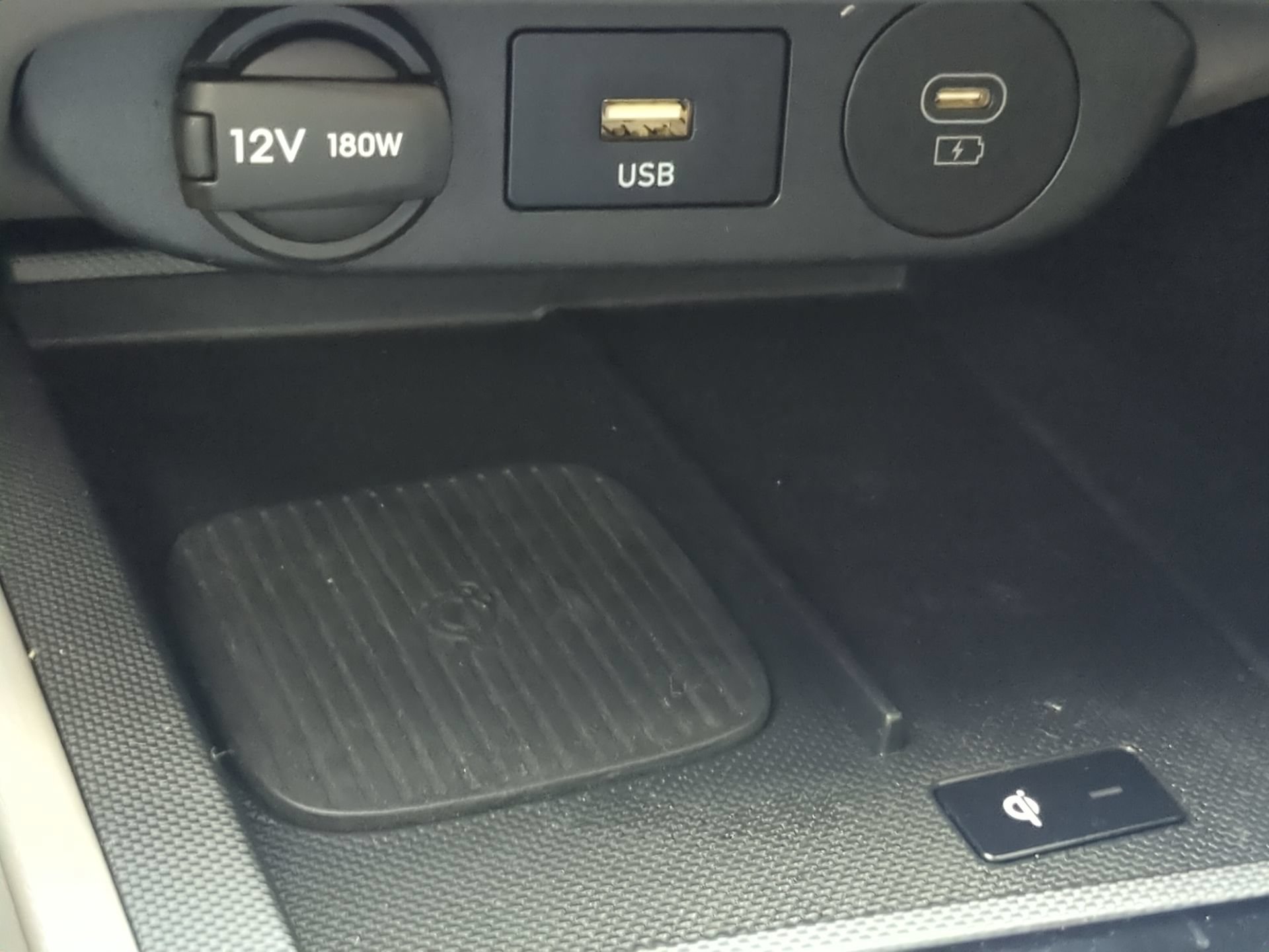 Used 2025 Hyundai Elantra Sport FWD image 58