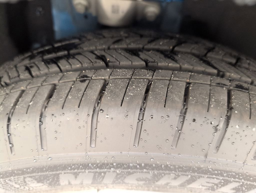 Certified 2025 Ford Mustang Mach-E Select w/ Comfort Package Lite image 23