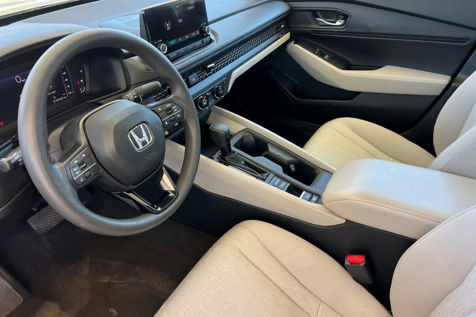 Used 2023 Honda Accord EX image 12