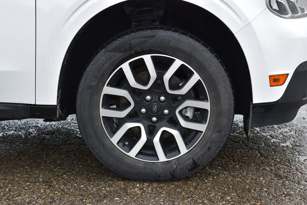 Certified 2022 Ford Maverick Lariat w/ Lariat Luxury Package FWD image 4