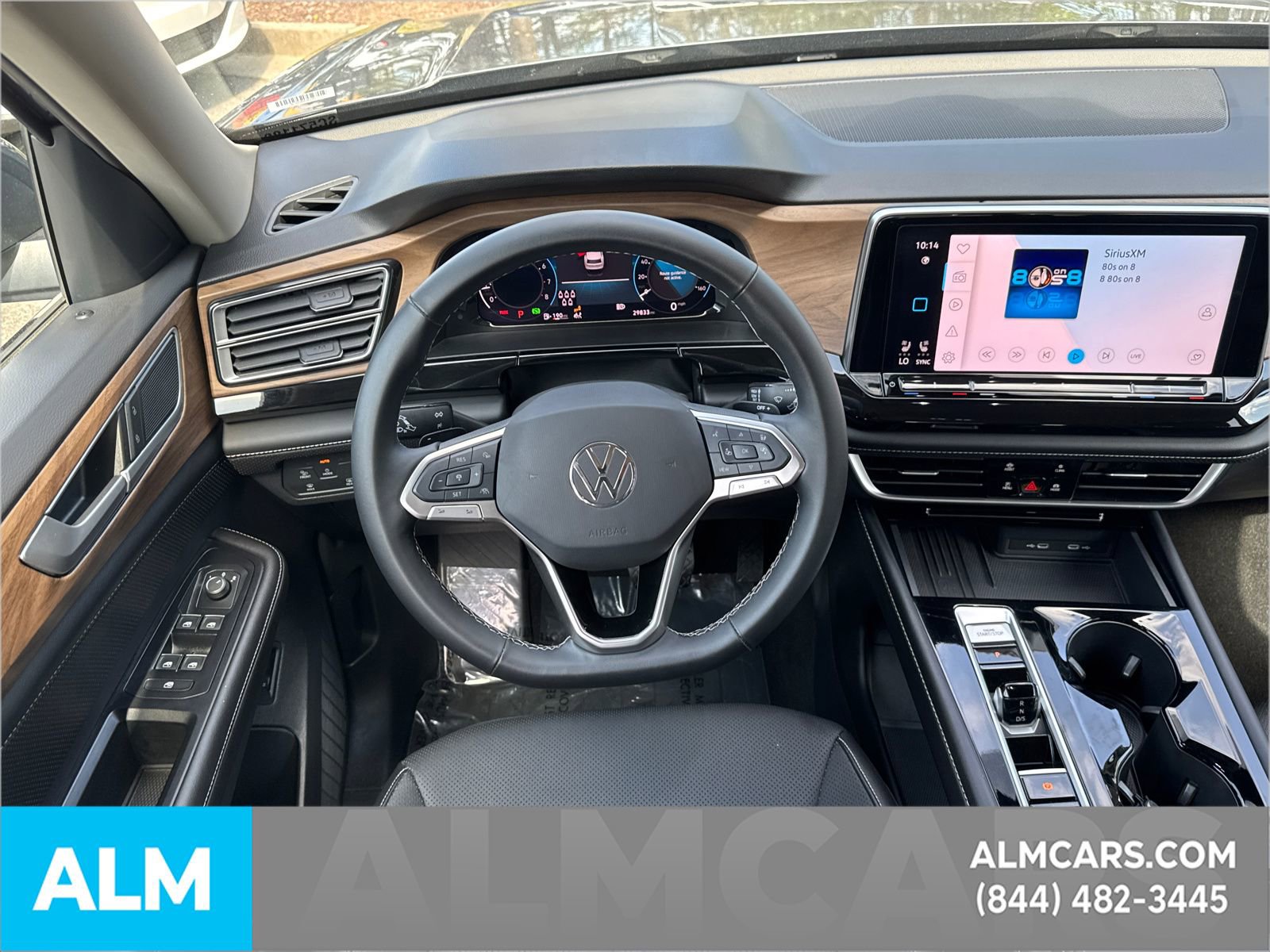 Used 2025 Volkswagen Atlas SE FWD image 30