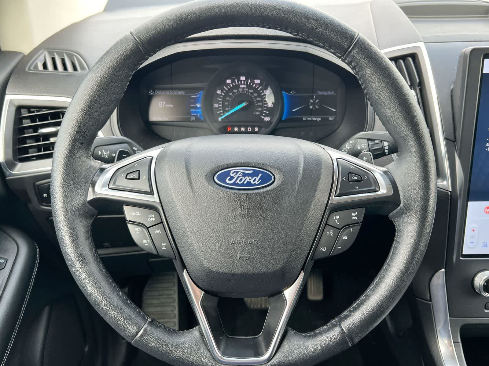 Certified 2024 Ford Edge Titanium w/ Equipment Group 301A AWD/4WD image 21