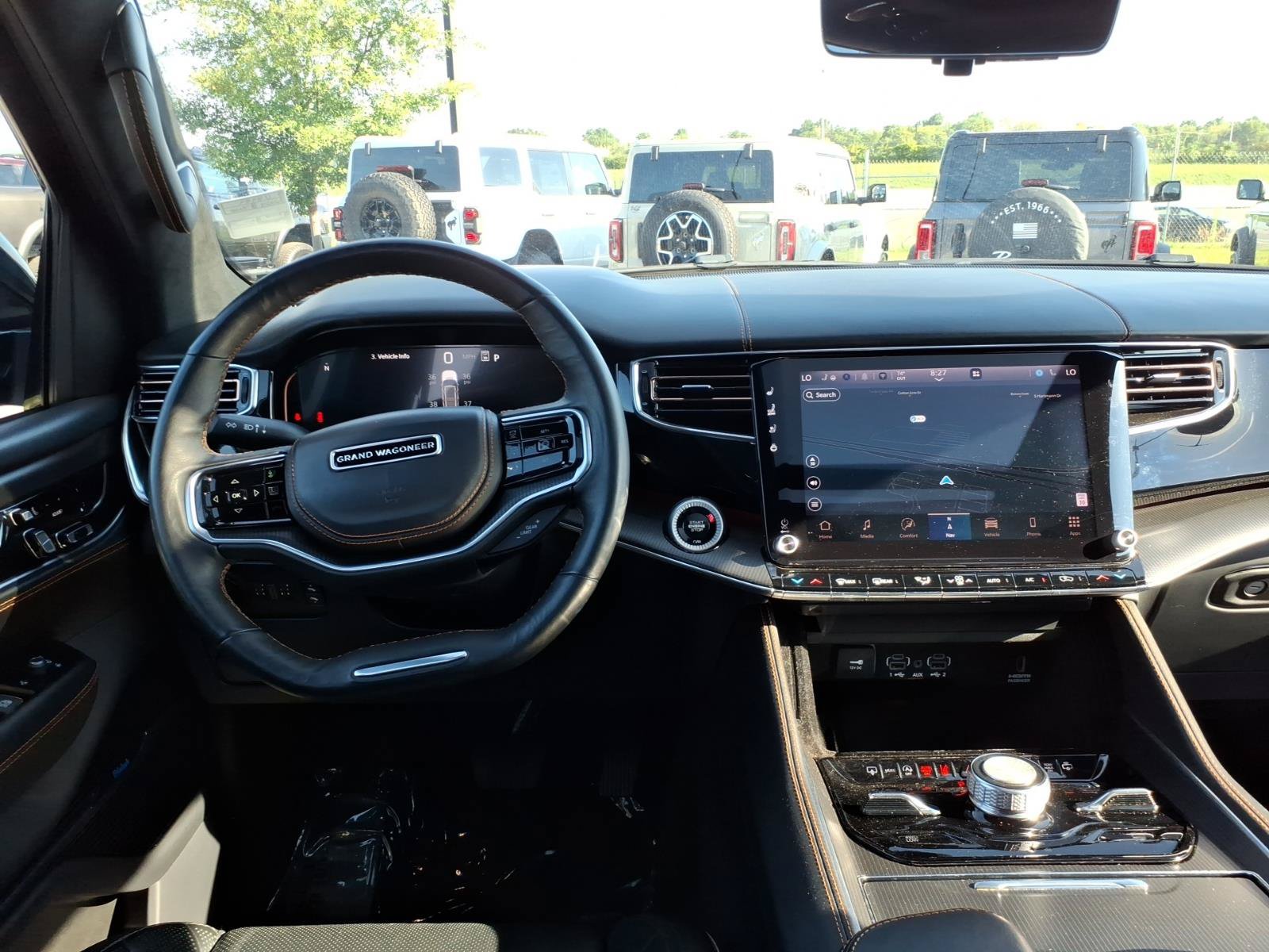 Used 2024 Jeep Grand Wagoneer L Series III w/ Quick Order Packagew 28T AWD/4WD image 15