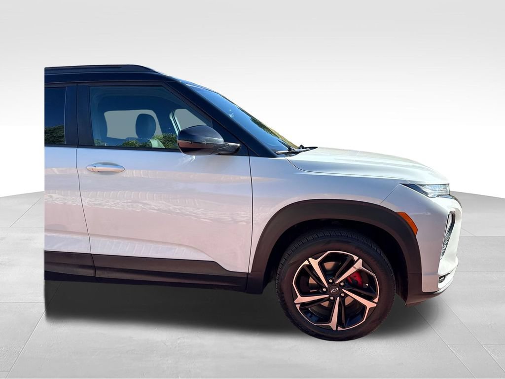 Used 2021 Chevrolet TrailBlazer RS w/ Technology Package AWD/4WD image 34