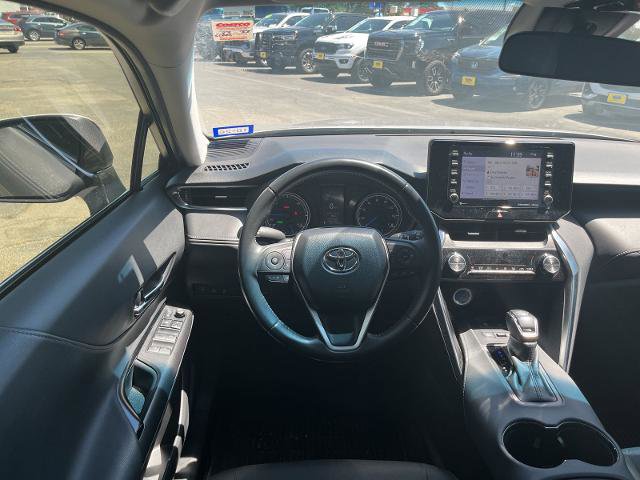 Used 2021 Toyota Venza LE AWD/4WD image 6