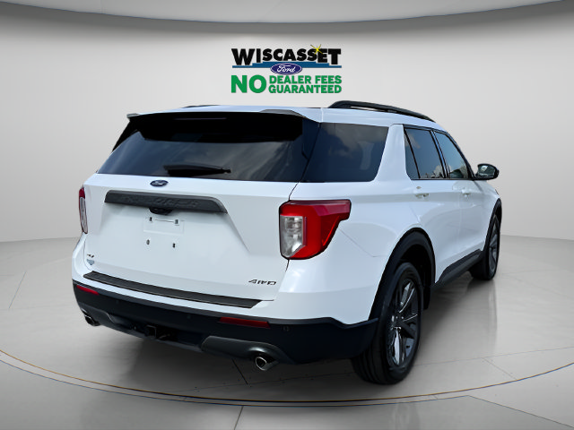 Certified 2023 Ford Explorer XLT w/ Equipment Group 202A AWD/4WD image 30