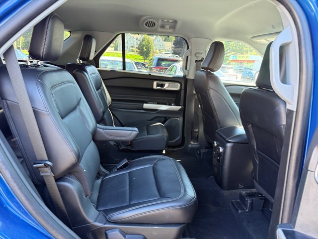 Certified 2023 Ford Explorer Limited w/ Equipment Group 301A AWD/4WD image 16