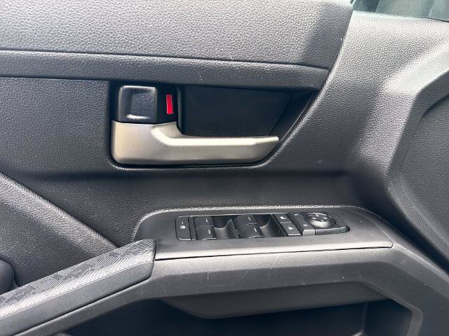 Used 2024 Toyota Tacoma TRD Off-Road AWD/4WD image 19