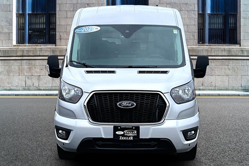 Certified 2025 Ford Transit 350 XLT RWD image 3