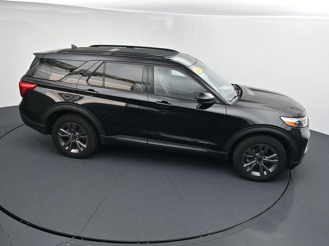 Certified 2024 Ford Explorer XLT w/ Equipment Group 202A AWD/4WD image 33