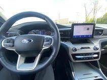 Certified 2023 Ford Explorer XLT w/ Equipment Group 202A AWD/4WD image 6