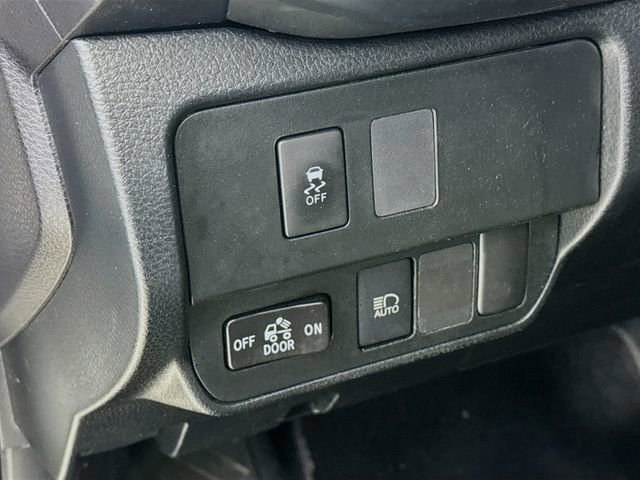 Used 2020 Toyota Tacoma SR image 12