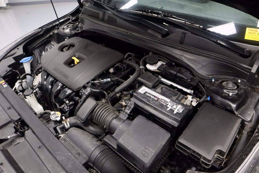Used 2024 Kia Forte LXS w/ LXS Technology Package FWD image 15