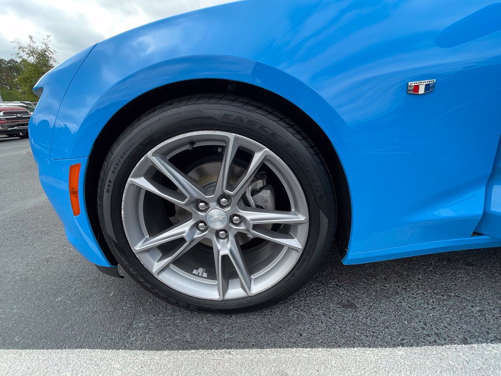 Used 2023 Chevrolet Camaro LT w/ RS Package RWD image 29