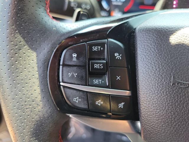 Certified 2025 Ford Explorer ST AWD/4WD image 5