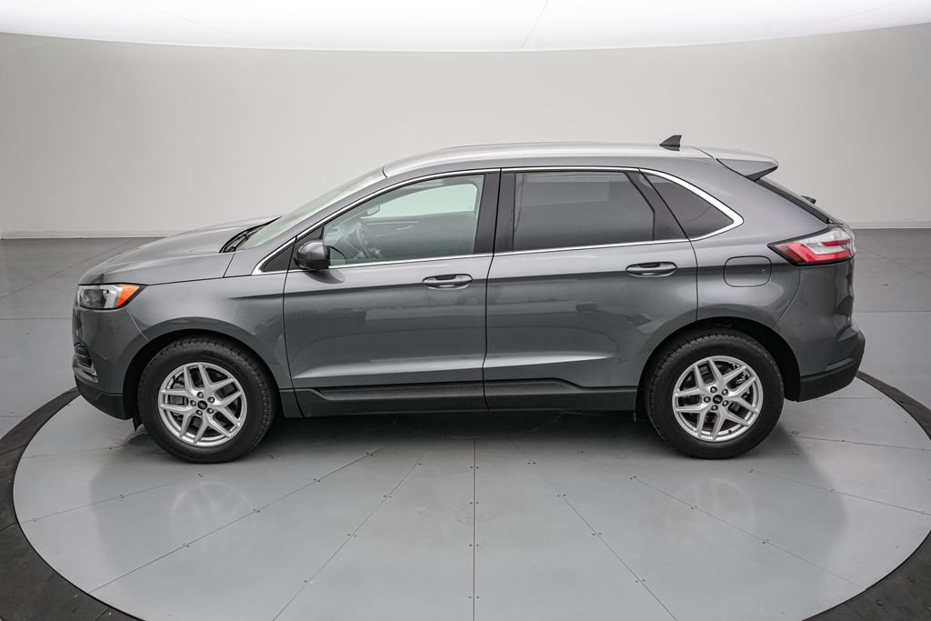 Certified 2024 Ford Edge SEL w/ Convenience Package AWD/4WD image 7