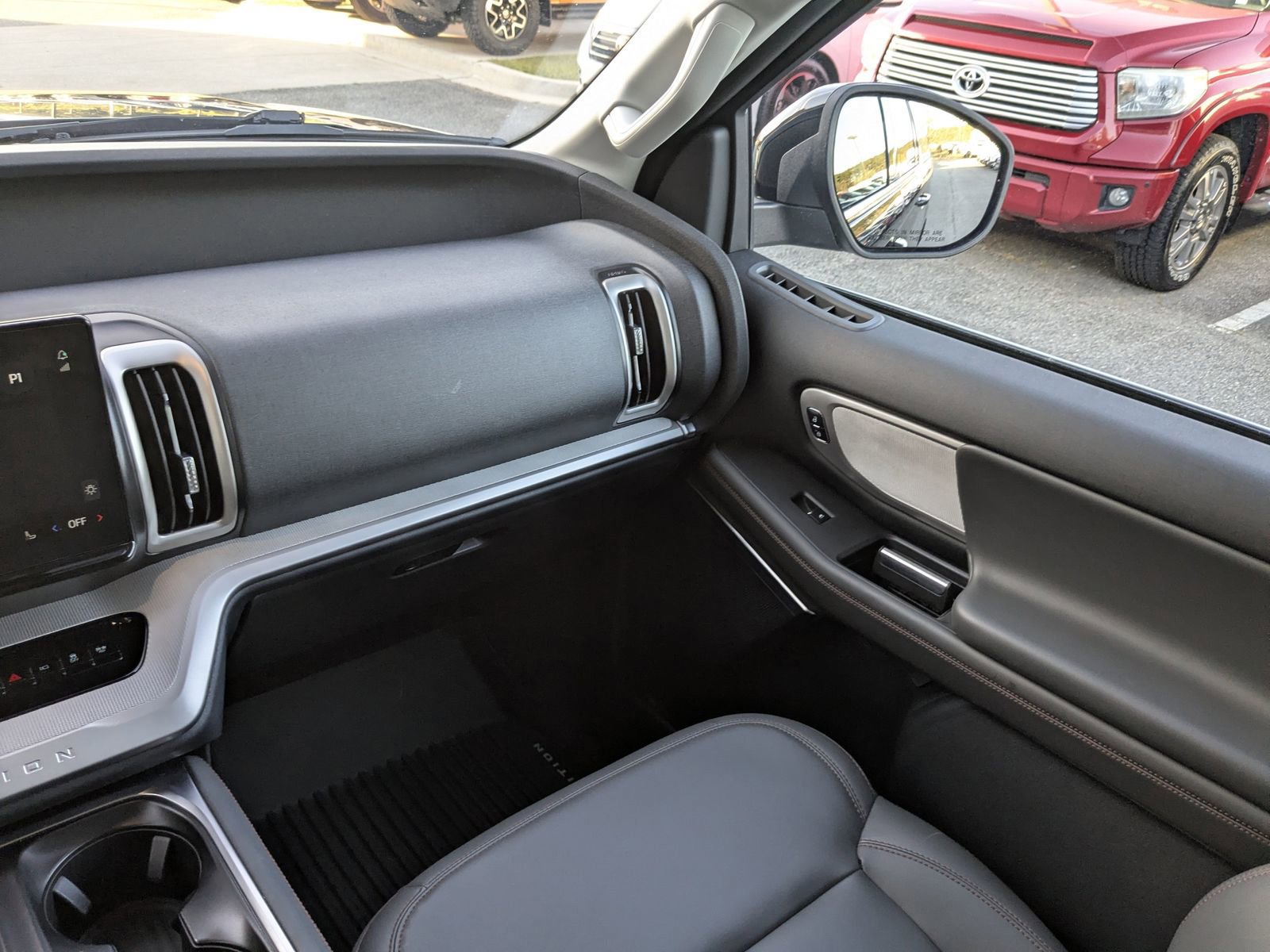 Certified 2025 Ford Expedition Max Active image 20