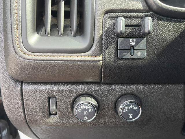 Used 2022 GMC Canyon AT4 w/ Trailering Package AWD/4WD image 15