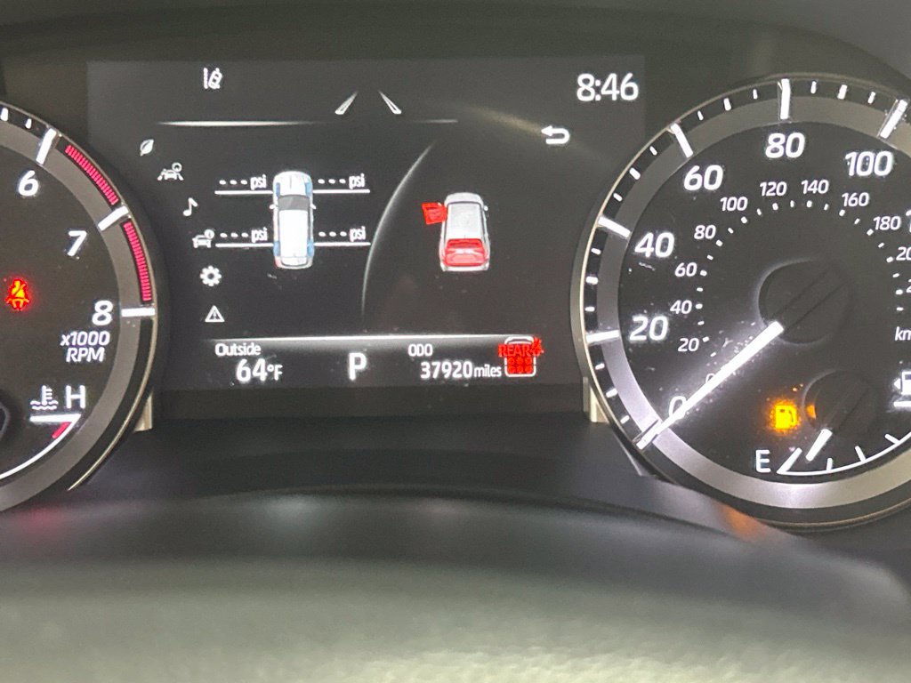 Used 2025 Toyota Highlander XLE AWD/4WD image 18