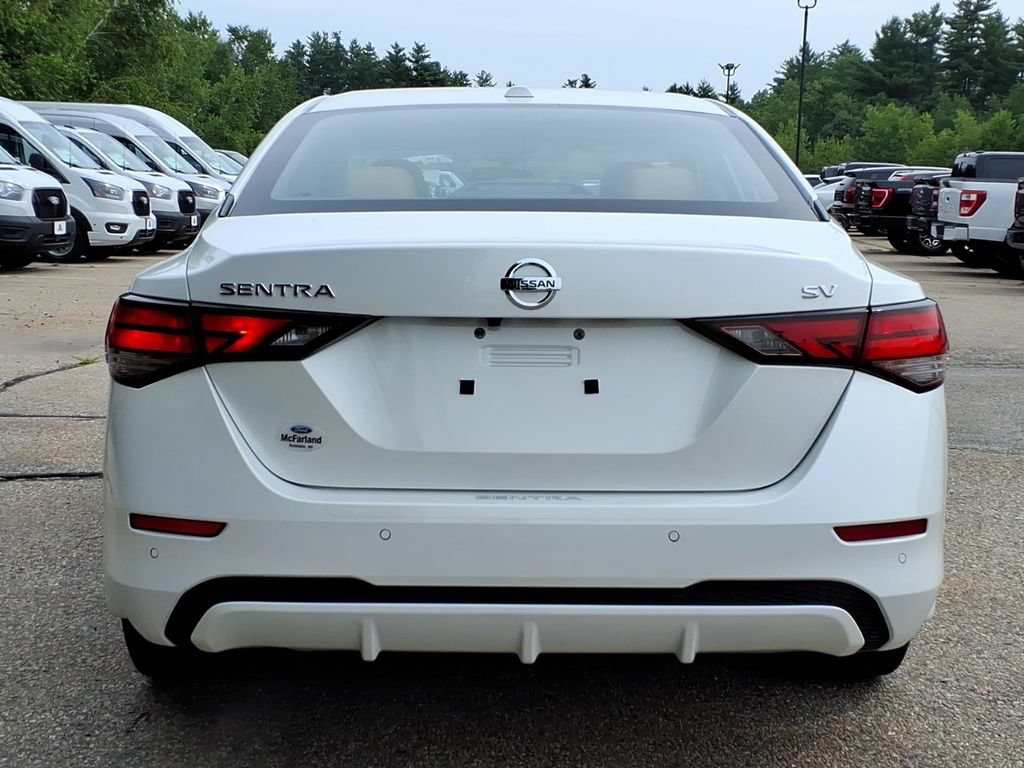 Used 2023 Nissan Sentra SV w/ SV Premium Package FWD image 5