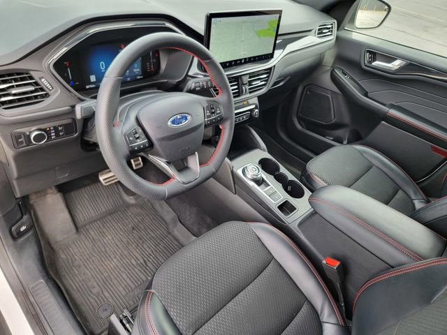 Certified 2023 Ford Escape ST-Line w/ Tech Pack #1 AWD/4WD image 19