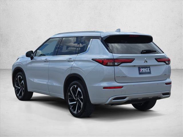 Used 2024 Mitsubishi Outlander SEL AWD/4WD image 5