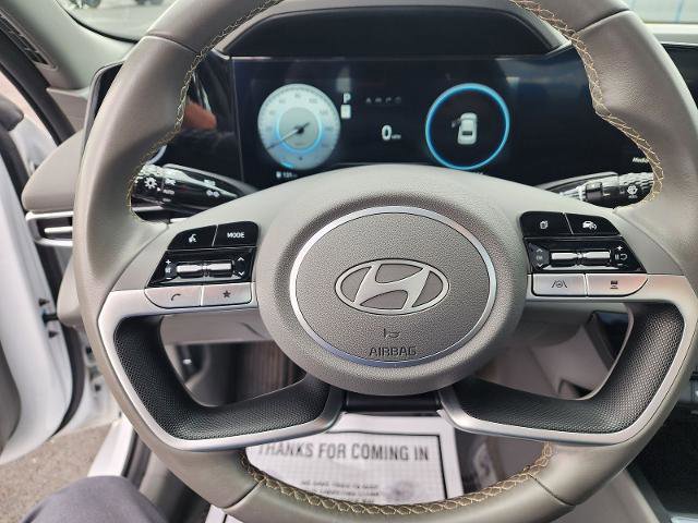Used 2025 Hyundai Elantra SEL FWD image 18