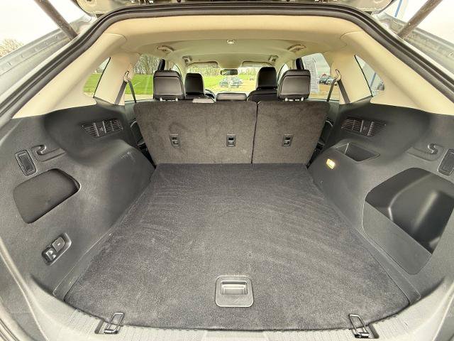 Certified 2024 Ford Edge SEL w/ Convenience Package AWD/4WD image 10