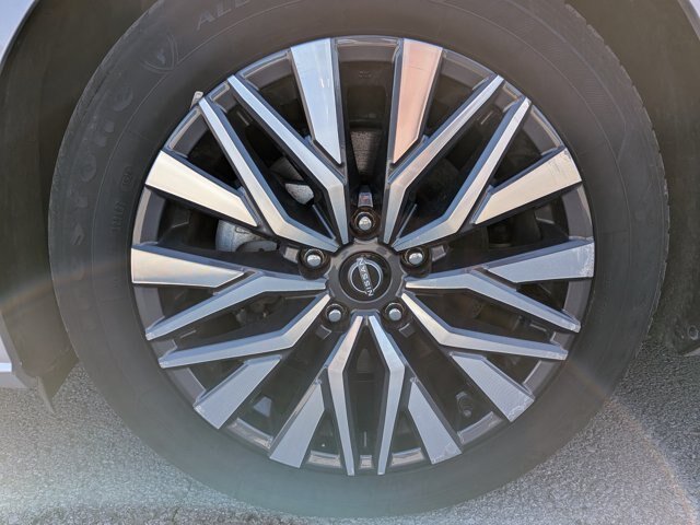 Used 2024 Nissan Altima 2.5 SV FWD image 10