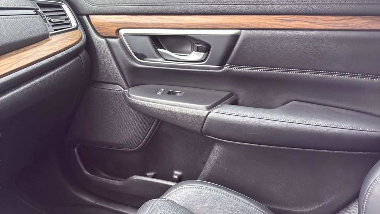 Used 2020 Honda CR-V EX-L image 24