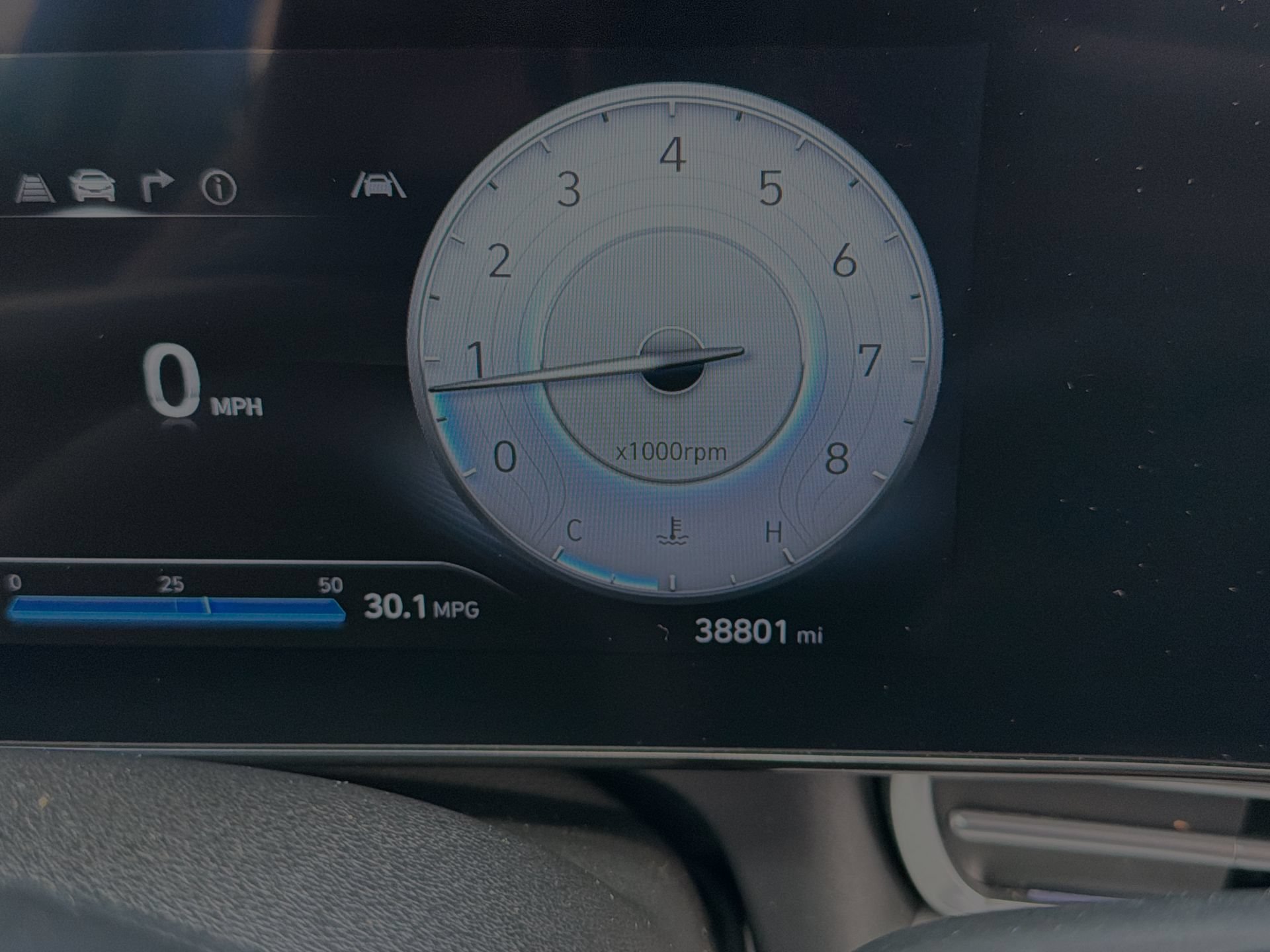 Used 2025 Hyundai Elantra Limited FWD image 15