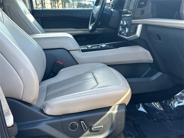 Certified 2023 Ford Expedition Limited image 13