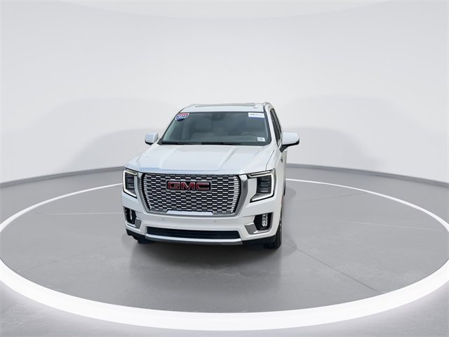 Used 2023 GMC Yukon Denali w/ Denali Reserve Package image 2