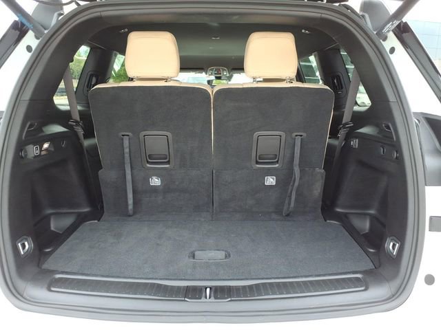Used 2024 Jeep Grand Cherokee L Limited AWD/4WD image 8