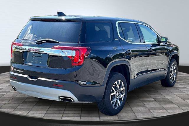 Used 2023 GMC Acadia SLE w/ LPO, Floor Liner Package FWD image 12