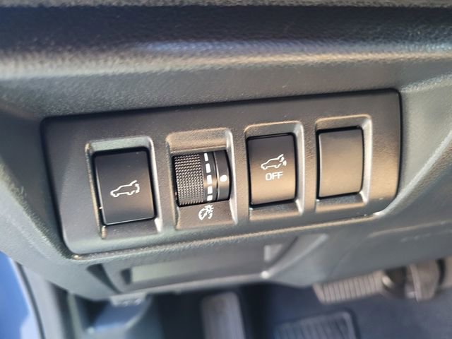 Used 2022 Subaru Outback Touring XT image 17