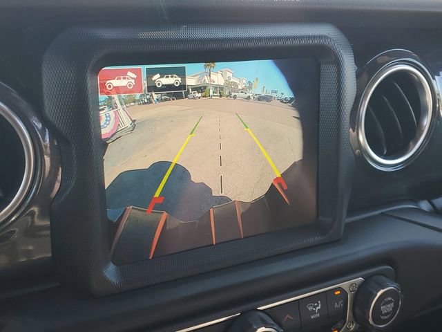 Used 2022 Jeep Wrangler Unlimited Rubicon w/ Trailer Tow Package image 26