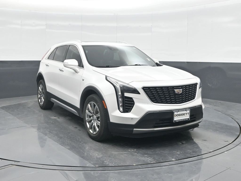 Used 2023 Cadillac XT4 Premium Luxury w/ Driver Assist Package image 8