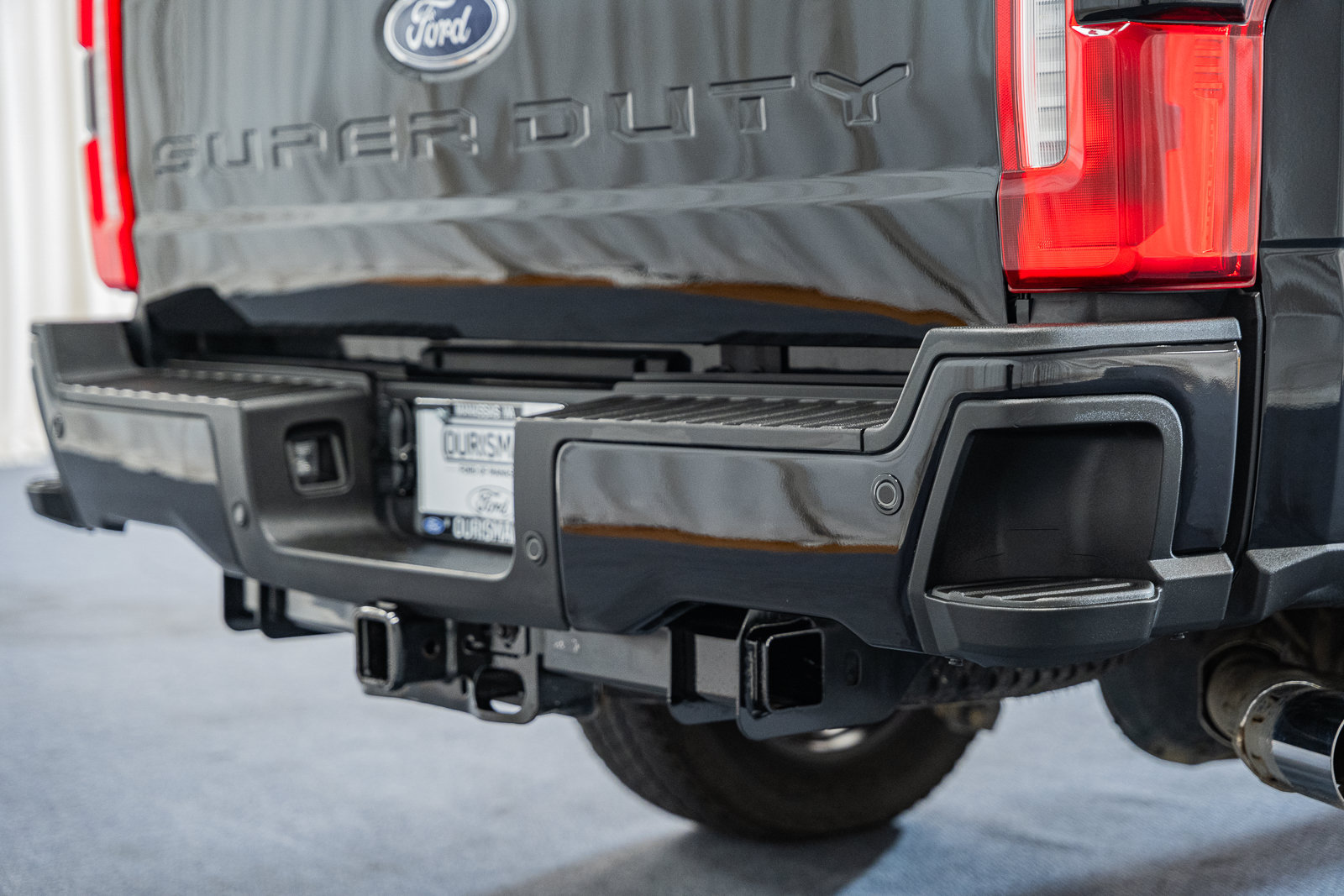 Certified 2024 Ford F250 Lariat w/ Sport Appearance Package AWD/4WD image 8