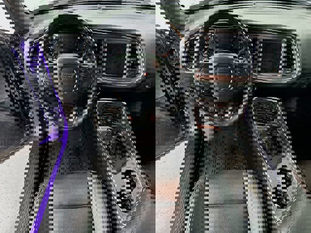 Used 2018 Dodge Challenger GT w/ Driver Convenience Group image 12