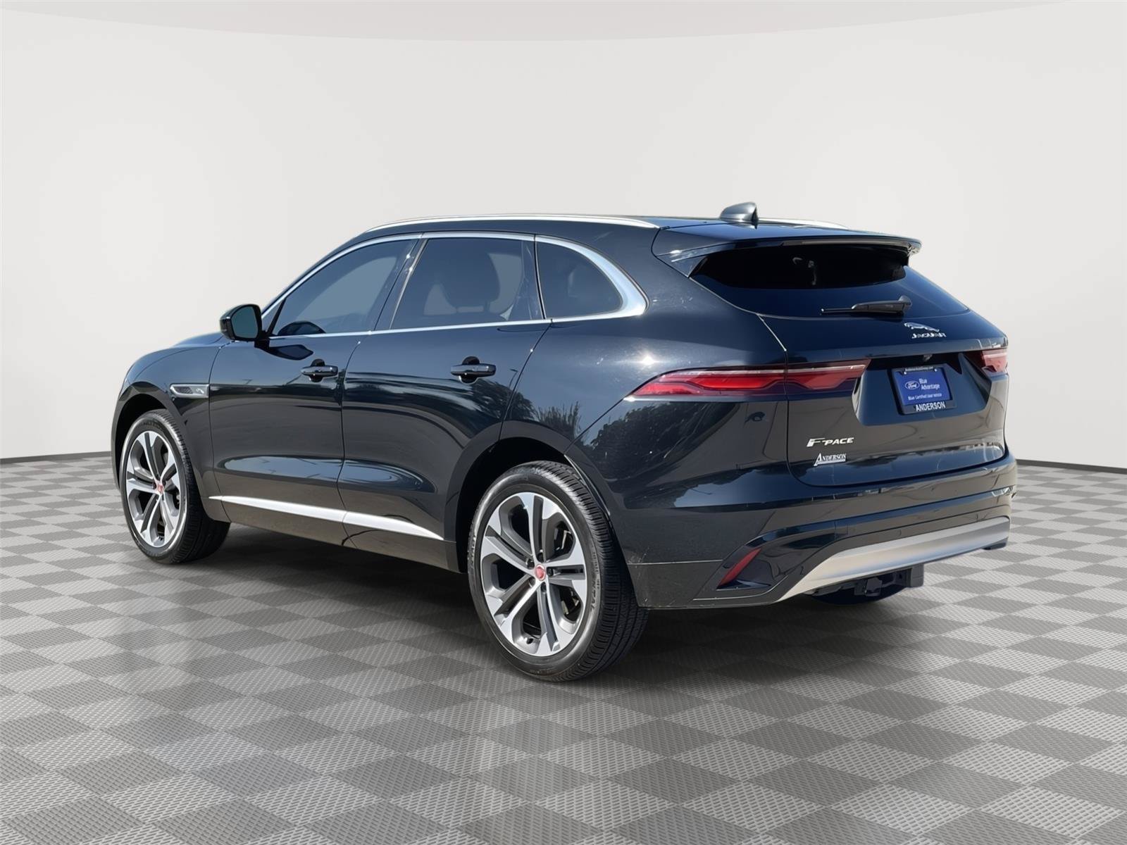 Used 2023 Jaguar F-PACE S AWD/4WD image 9