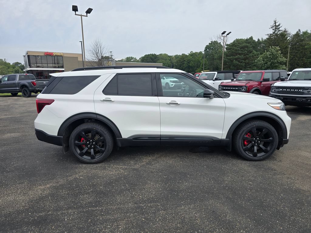 Certified 2020 Ford Explorer ST w/ ST Street Pack AWD/4WD image 6