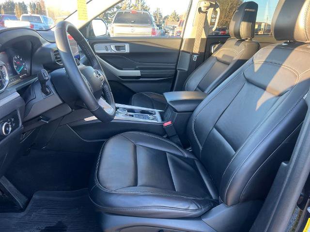 Certified 2023 Ford Explorer XLT w/ Equipment Group 202A image 11