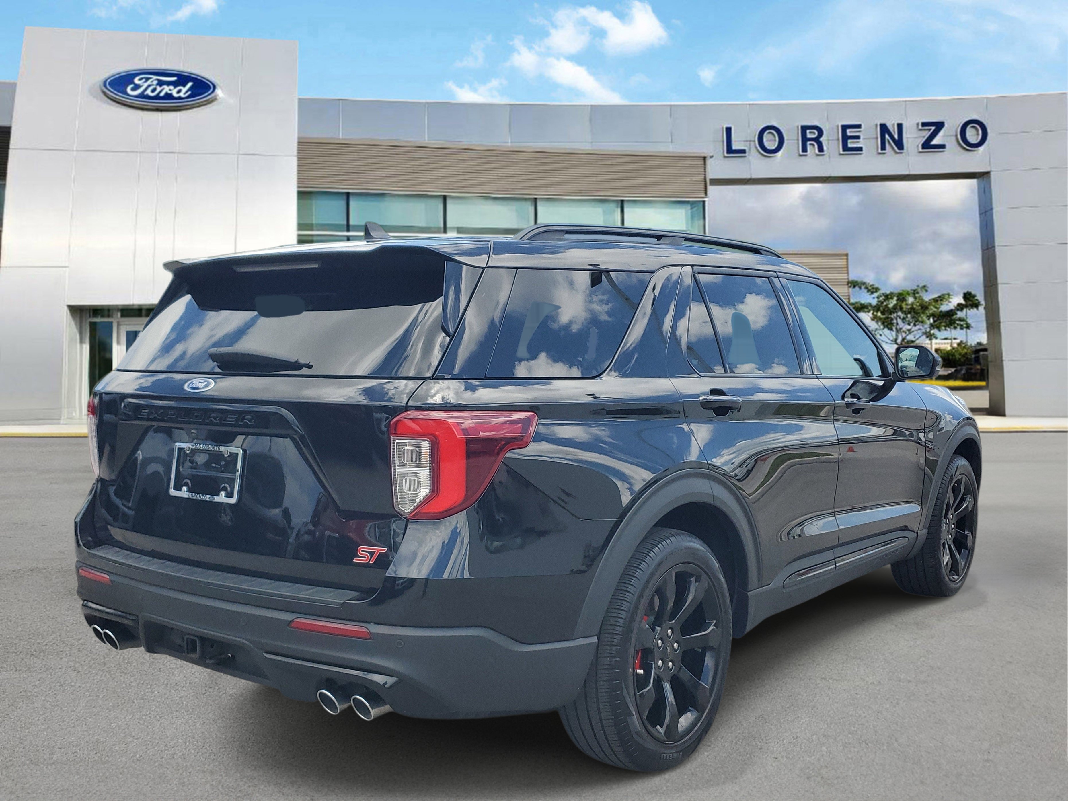 Certified 2023 Ford Explorer ST w/ Equipment Group 401A AWD/4WD image 5