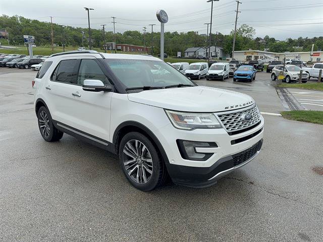 Certified 2017 Ford Explorer Platinum AWD/4WD image 4