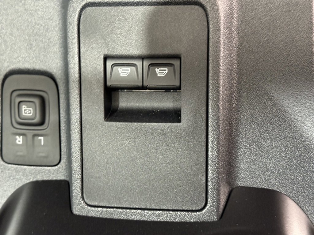 Certified 2024 Ford Bronco Black Diamond image 23