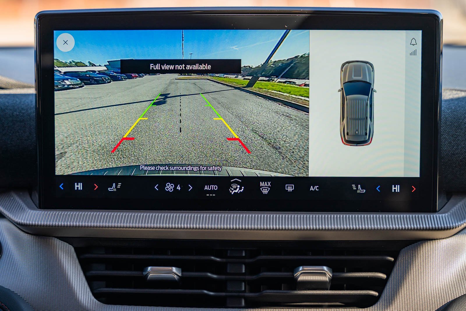 Certified 2025 Ford Explorer Active image 34