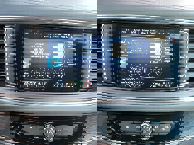 Used 2024 Buick Enclave Premium image 29